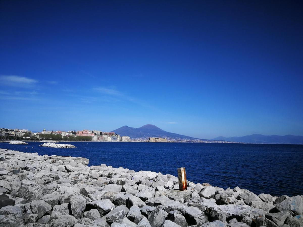 Couette-café Mergellina 121 Apartment's Naples