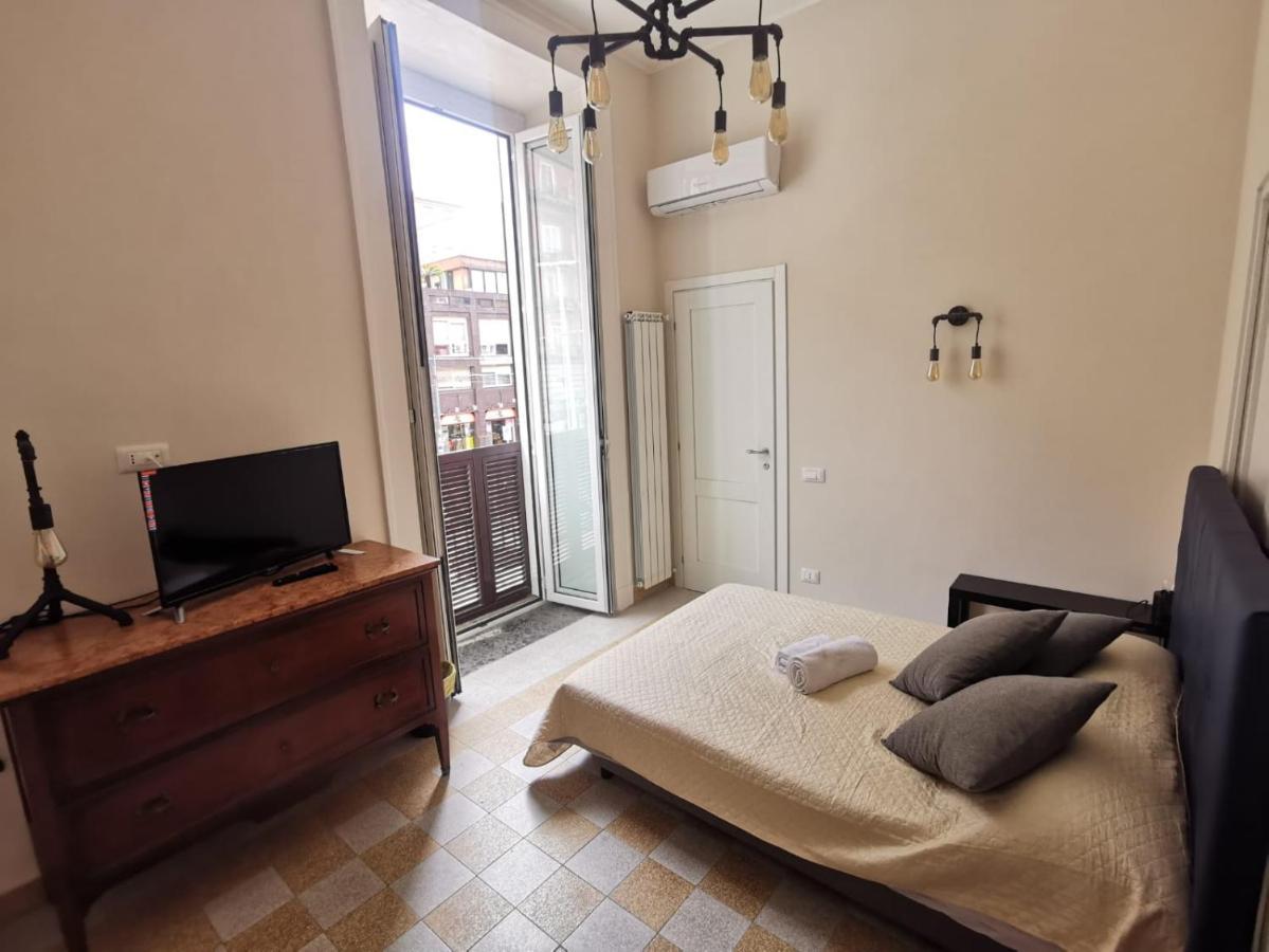Couette-café Mergellina 121 Apartment's Naples