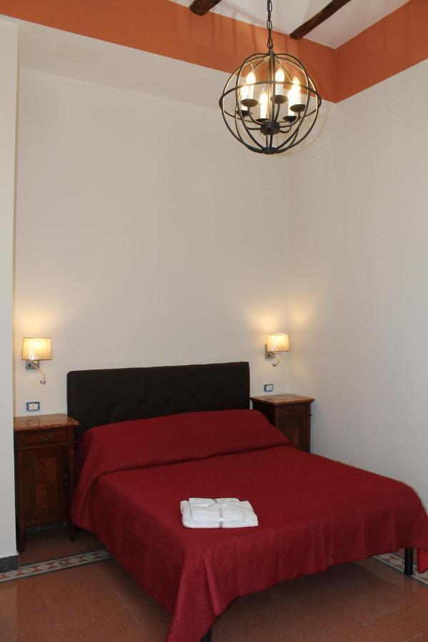 Couette-café Mergellina 121 Apartment's *